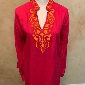 Escapada split neck embroidered tunic